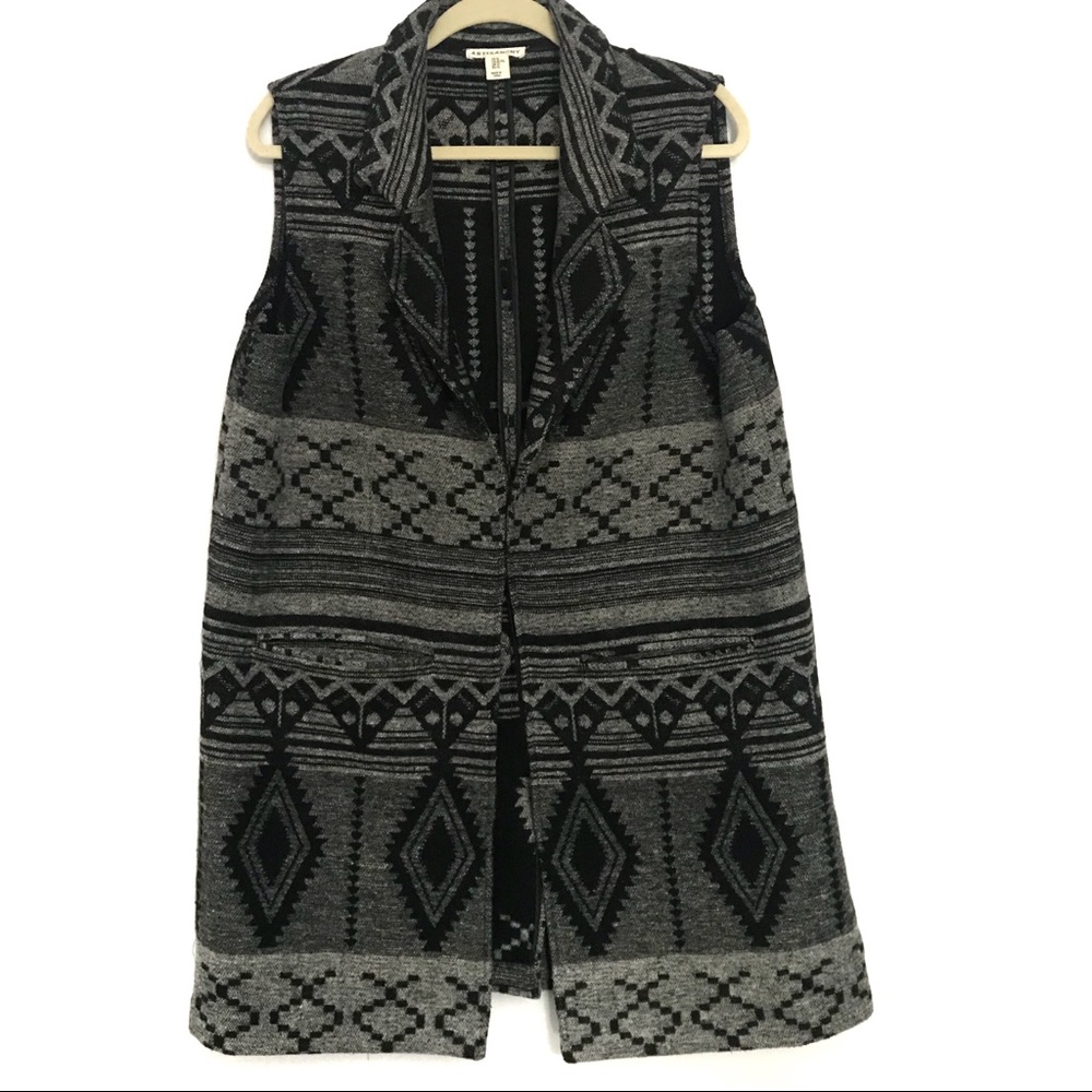 Artisan NY | Black & Gray Aztec Blanket Vest XL